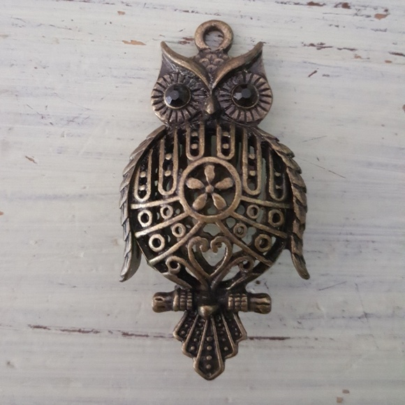 Jewelry - Steampunk Owl Pendant Black Stone Eyes 2"